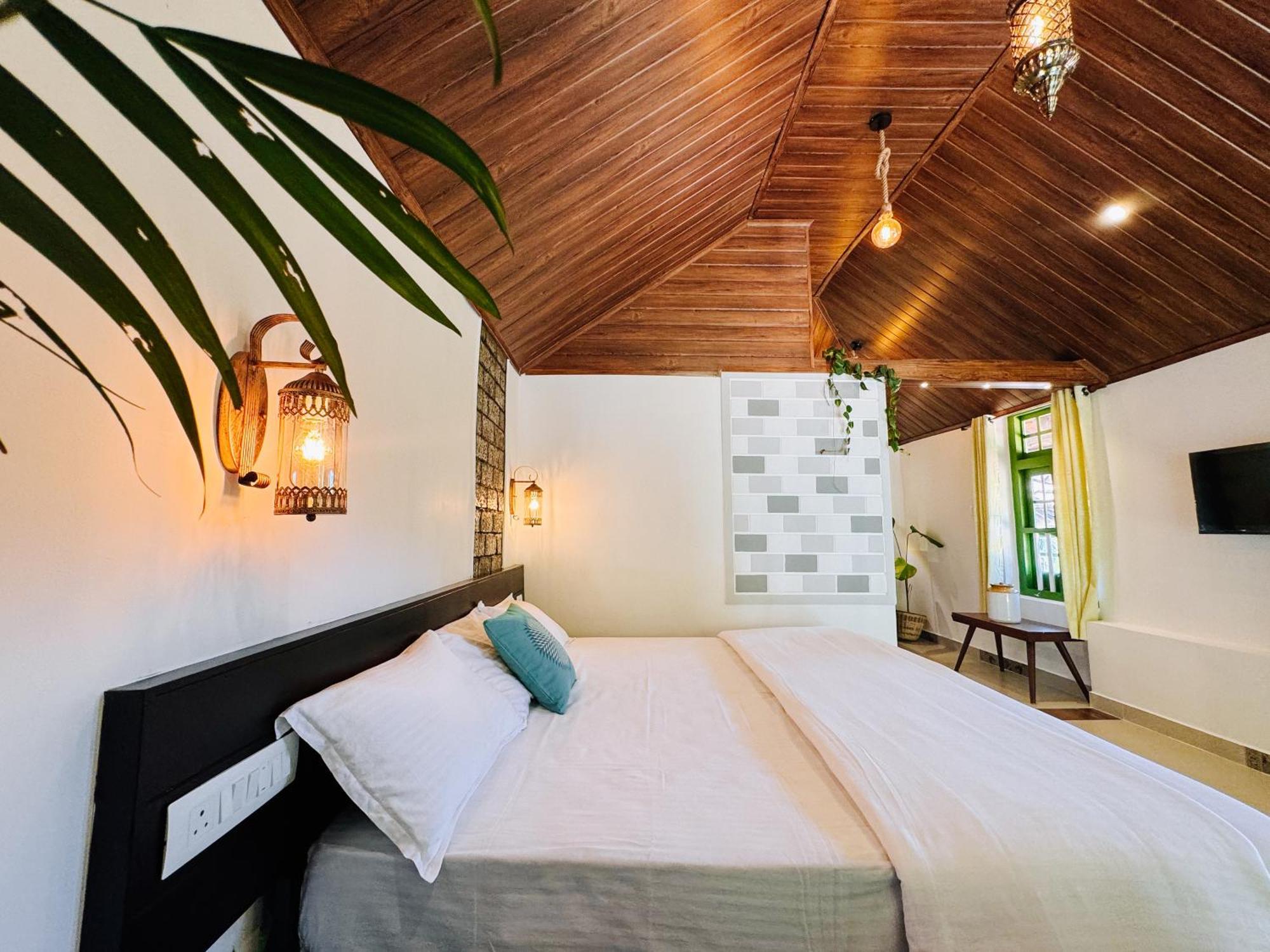 Calm Shack - 2 Bedroom-Boutique Farm Stay Munnar Exterior photo